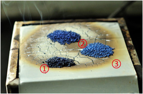 步驟四：實驗結(jié)果染色砂顏色褪去，燒結(jié)砂略微褪色 陶瓷砂顏色不變